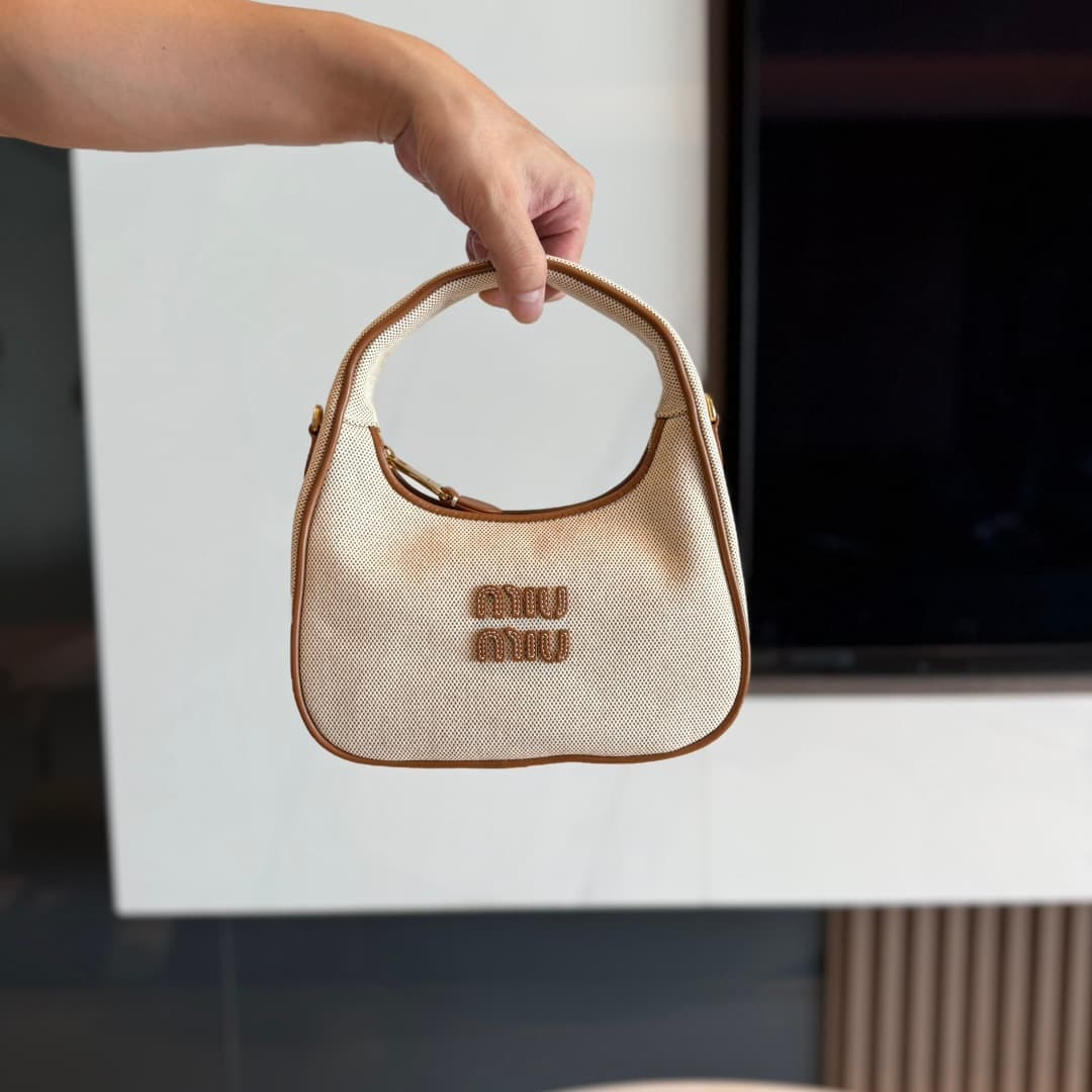 Wander Canvas Bag