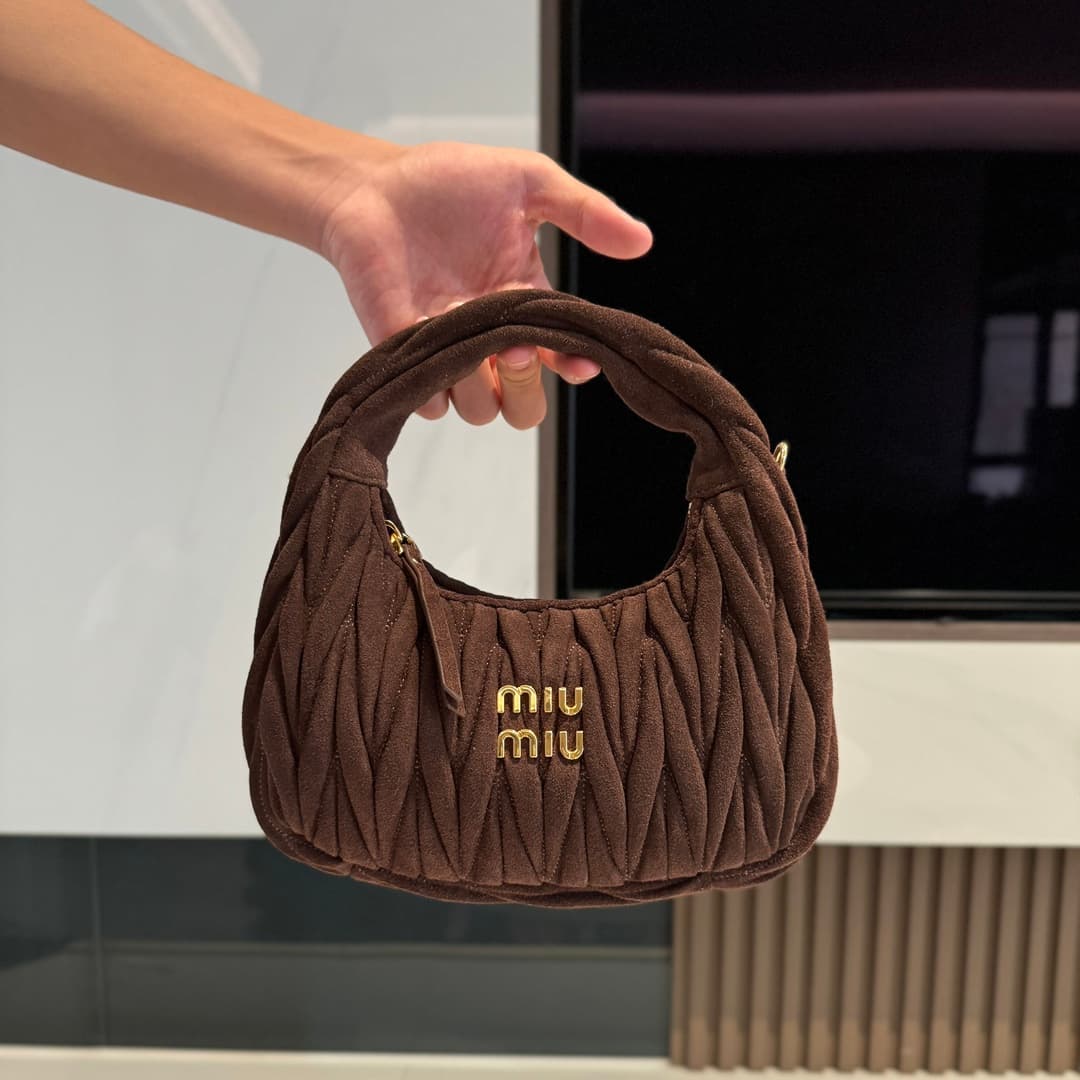 Wander Matelasse Hobo Bag