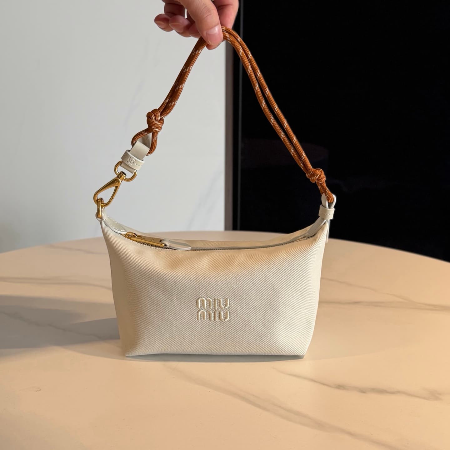 Spirit gabardine pouch